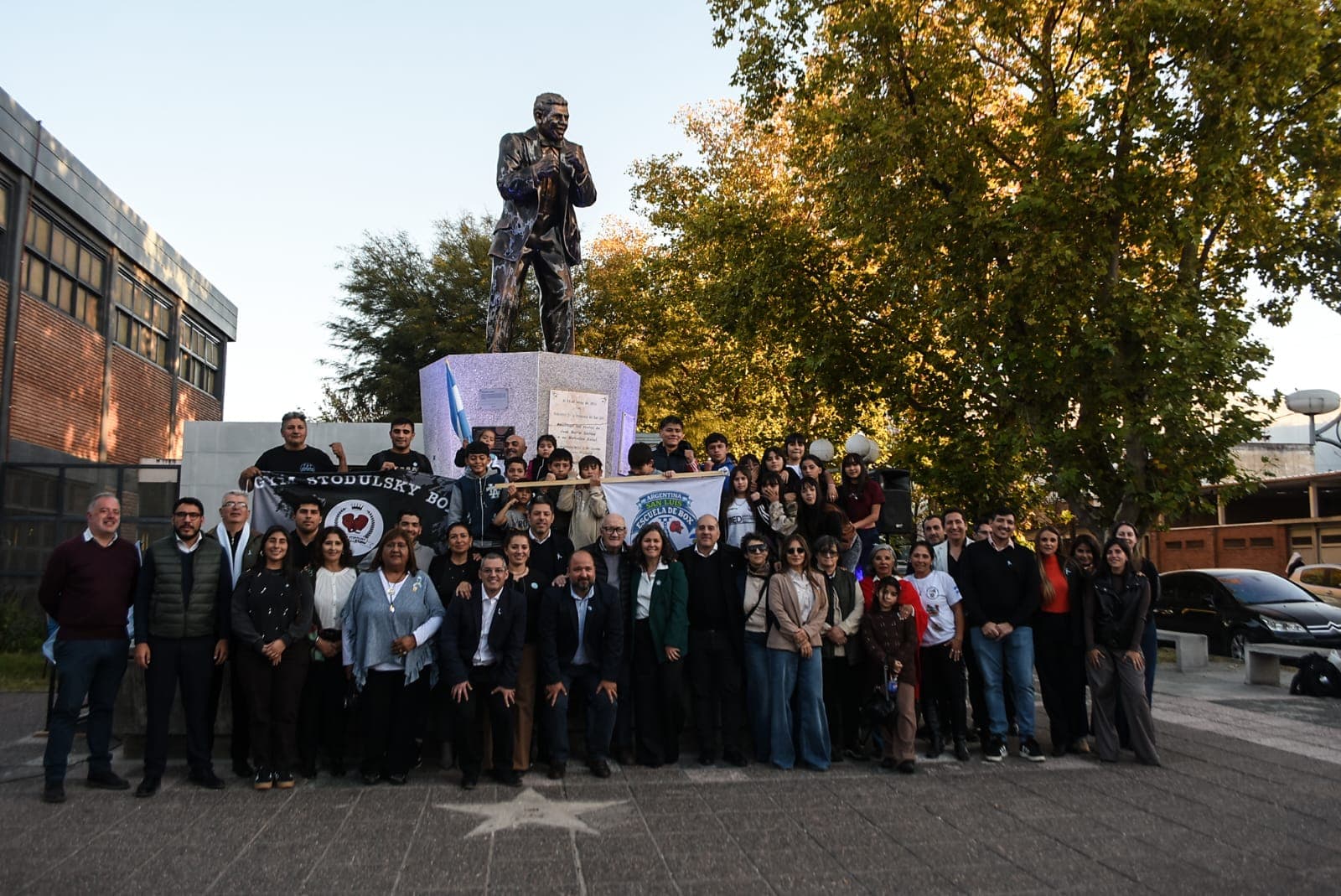 AUTORIDADES DEL HCD PARTICIPARON DE LA CONMEMORACIÓN DEL CENTÉSIMO PRIMER ANIVERSARIO DEL NATALICIO DE JOSÉ MARÍA "MONO" GATICA.